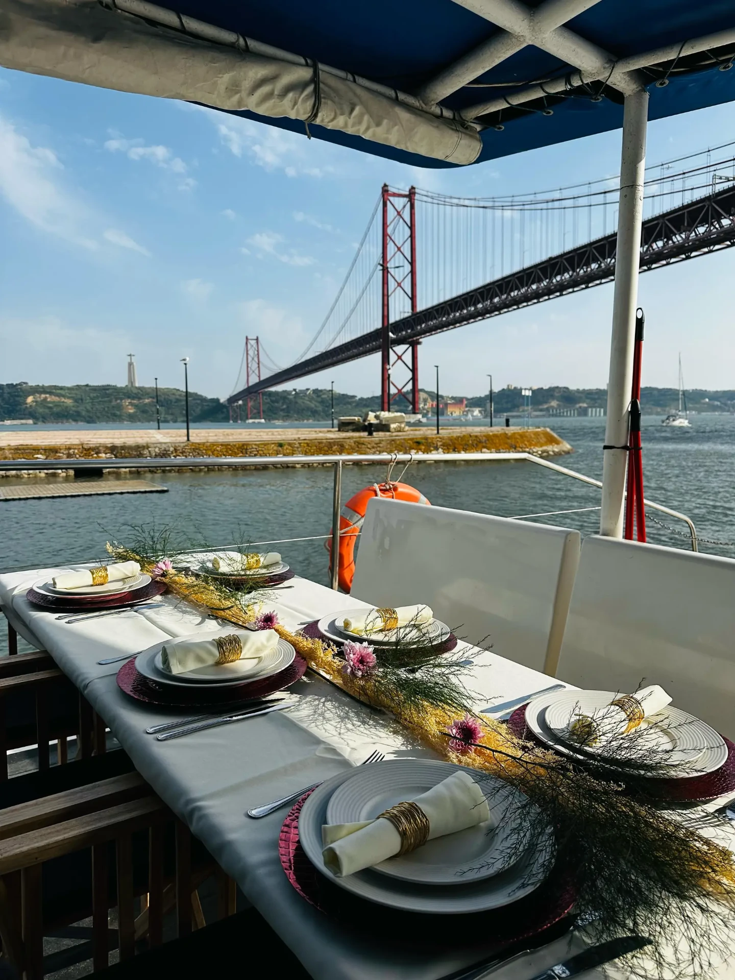 Passeio de barco no Rio Tejo com a Sardinha do Tejo, Lisboa — foto 36