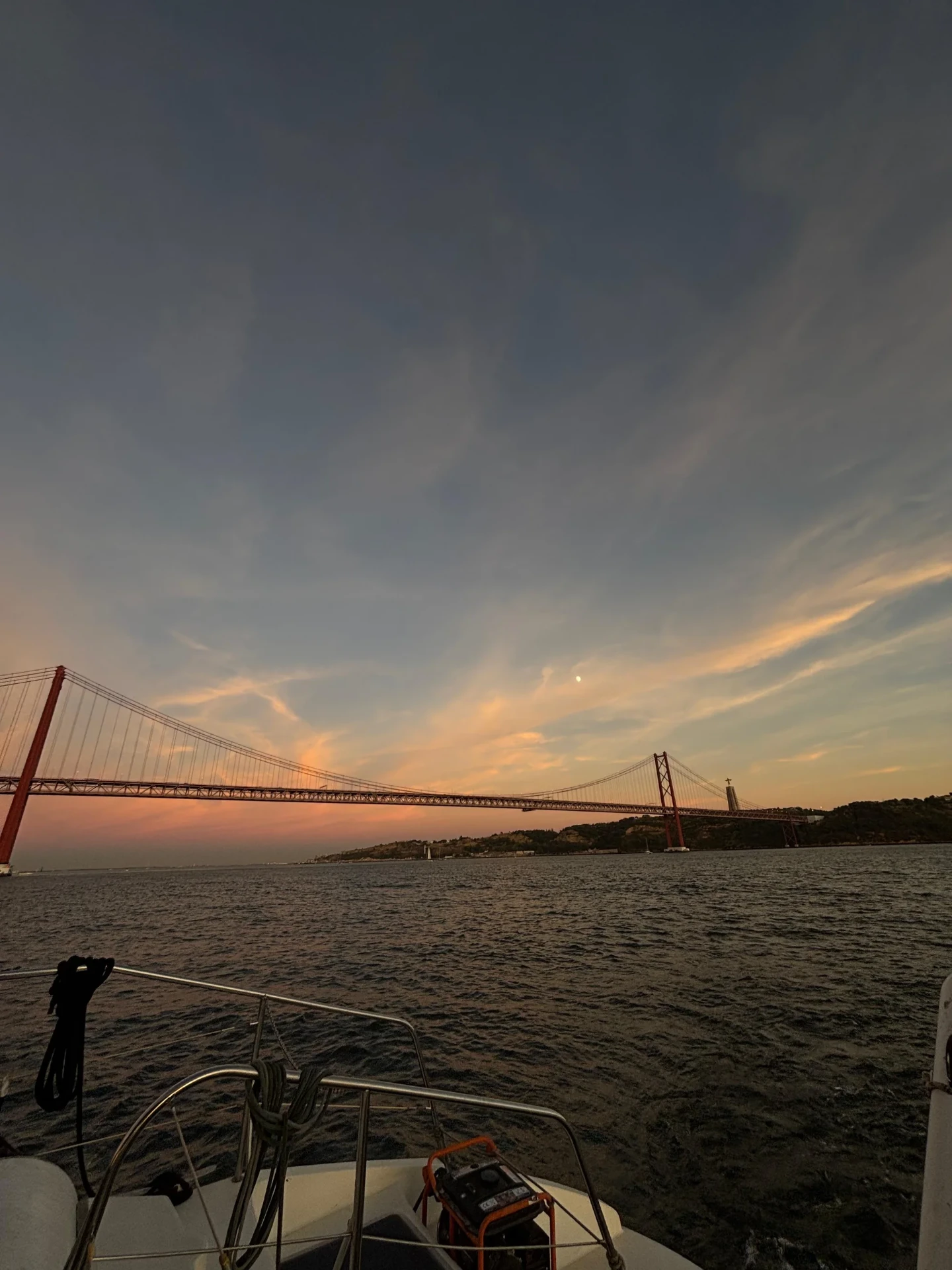 Passeio de barco no Rio Tejo com a Sardinha do Tejo, Lisboa — foto 40