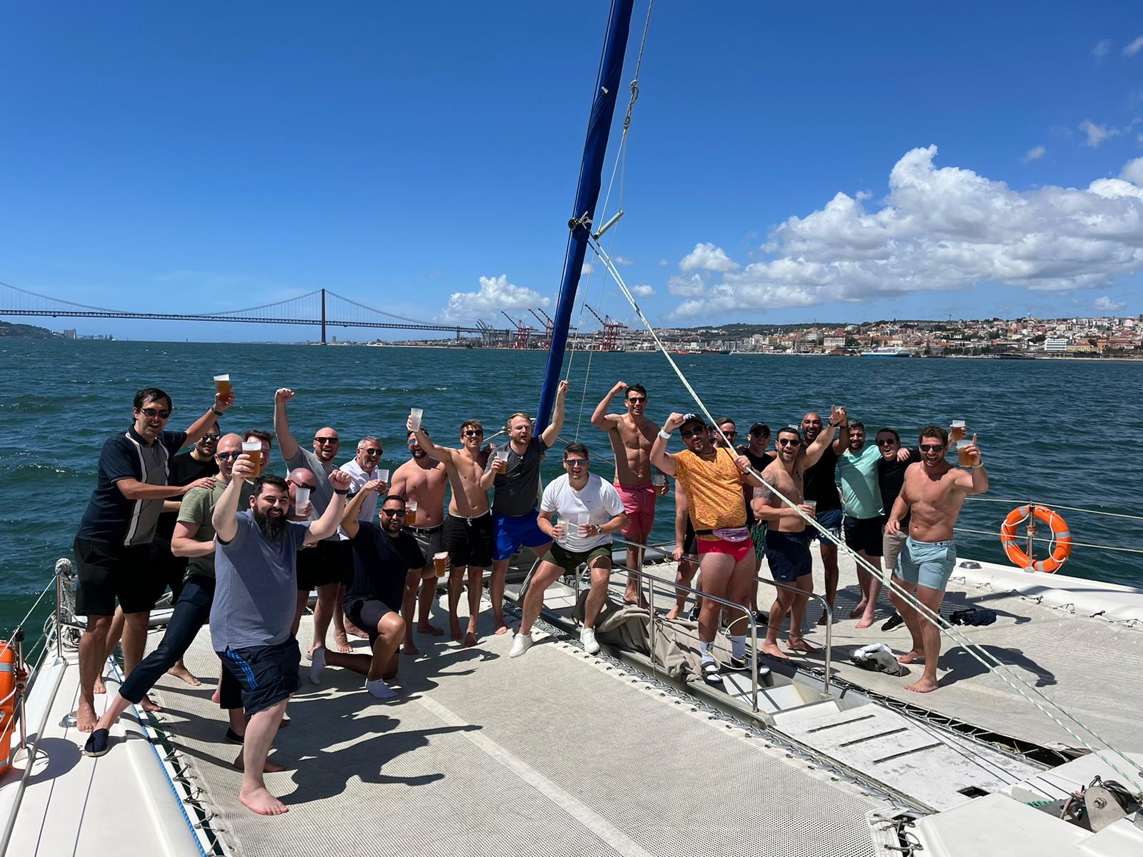 Passeio de barco no Rio Tejo com a Sardinha do Tejo, Lisboa — foto 6