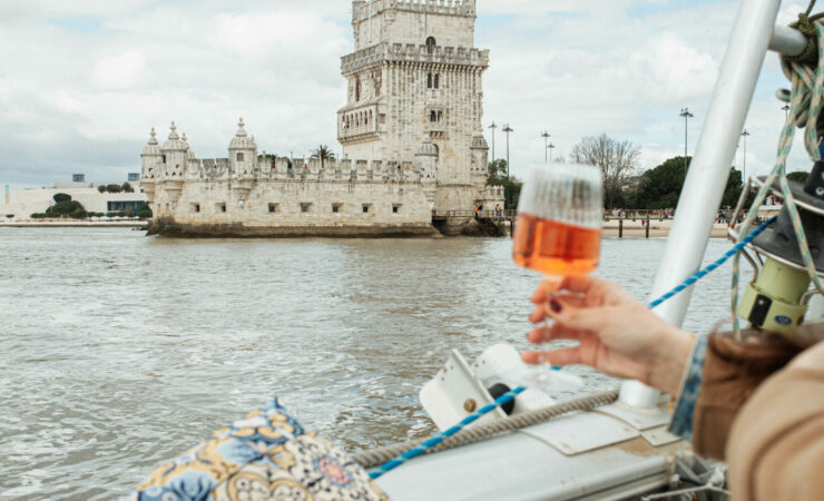 passeio de barco Ideal em Lisboa